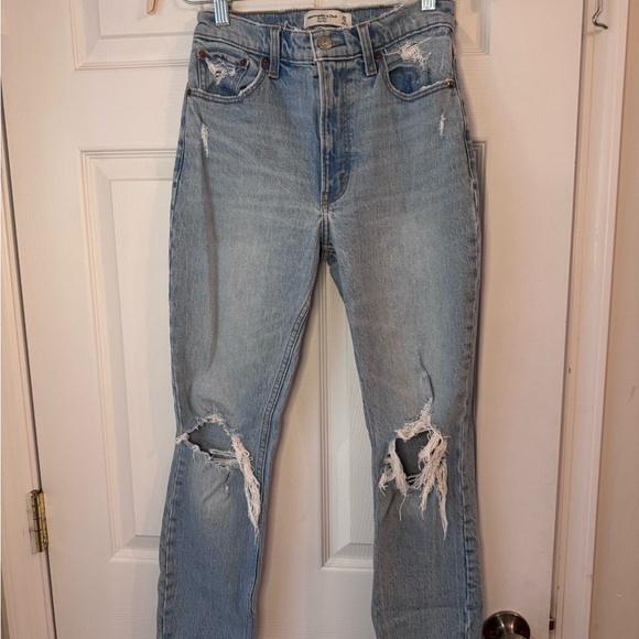 Abercrombie & Fitch The Mom High Rise Distressed Cropped Women's Jeans - Picture 2 of 7